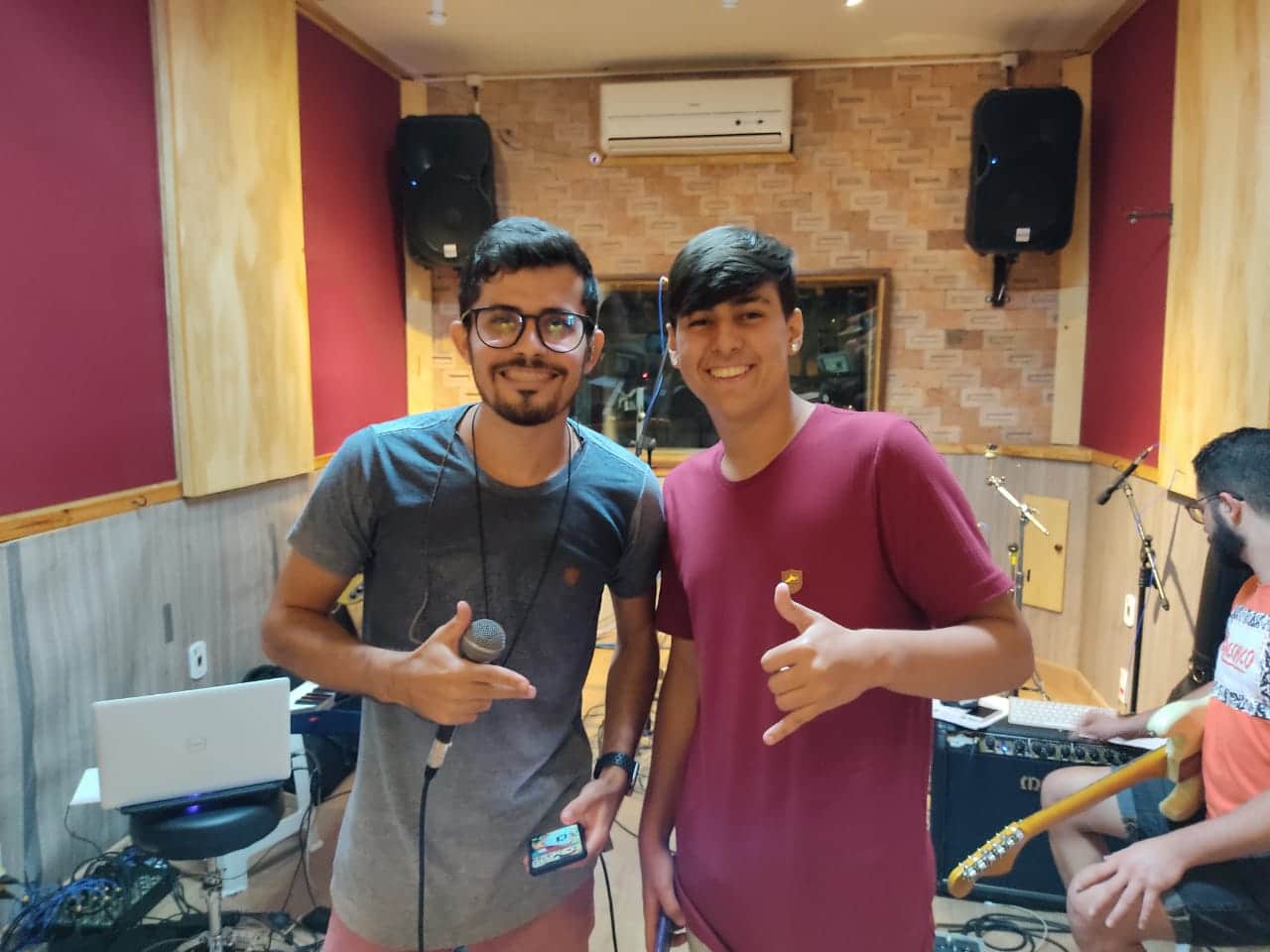 Gustavinho e Alisson